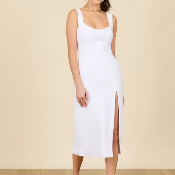 White Japanese Crepe Dress with side slit - Picture 2 of 3